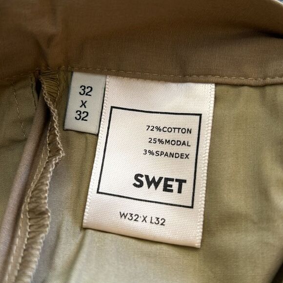 NEW Swet Tailor Mens Khaki Pants
Bundle them with the grey New Swet Tailor - Picture 4 of 7